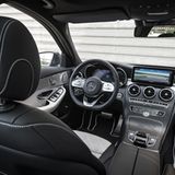 Das Cockpit des Mercedes C 300d 4matic
