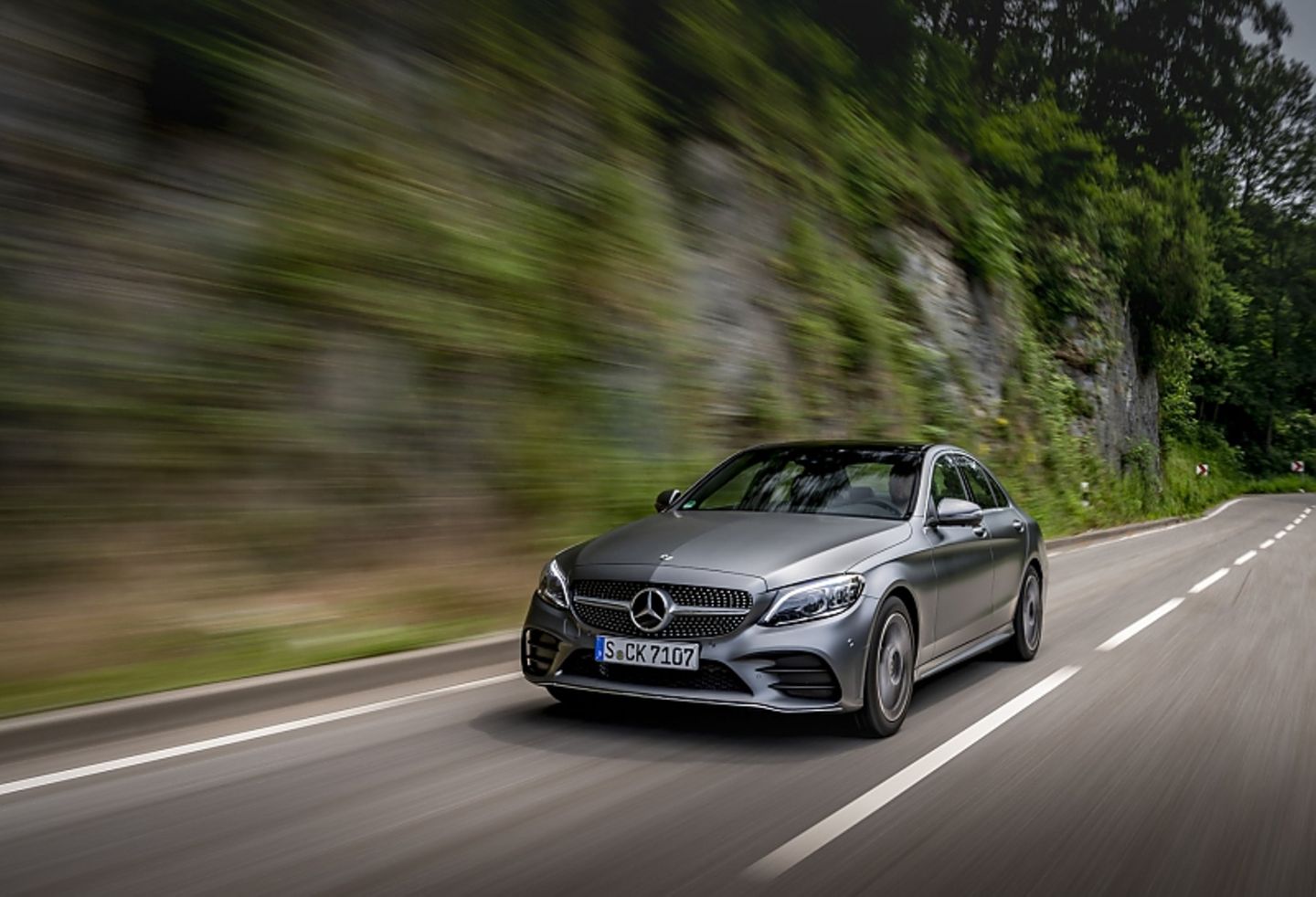 Mercedes C 300d 4matic - der Normverbrauch liegt bei 5,3 Litern Diesel