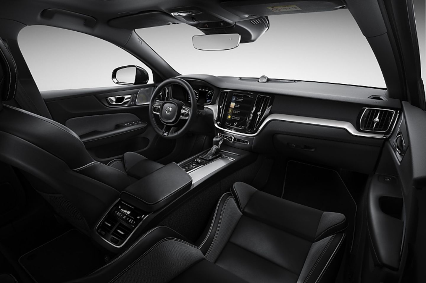 Beim Interieur setzt Volvo auch beim V60 auf den großen Bildschirm