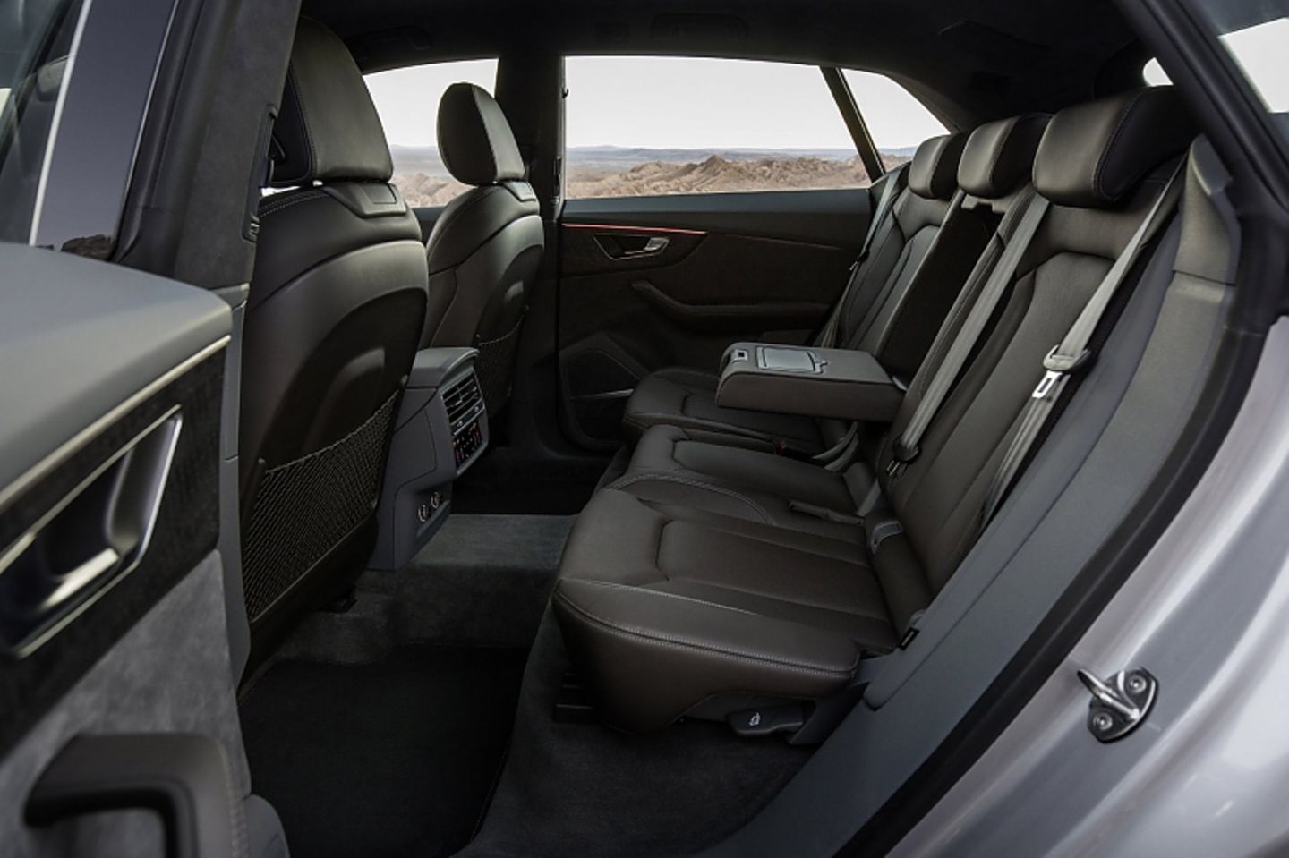 Audi Q8 55 TFSI Quattro - auch hinten gibt es jede Menge Platz
