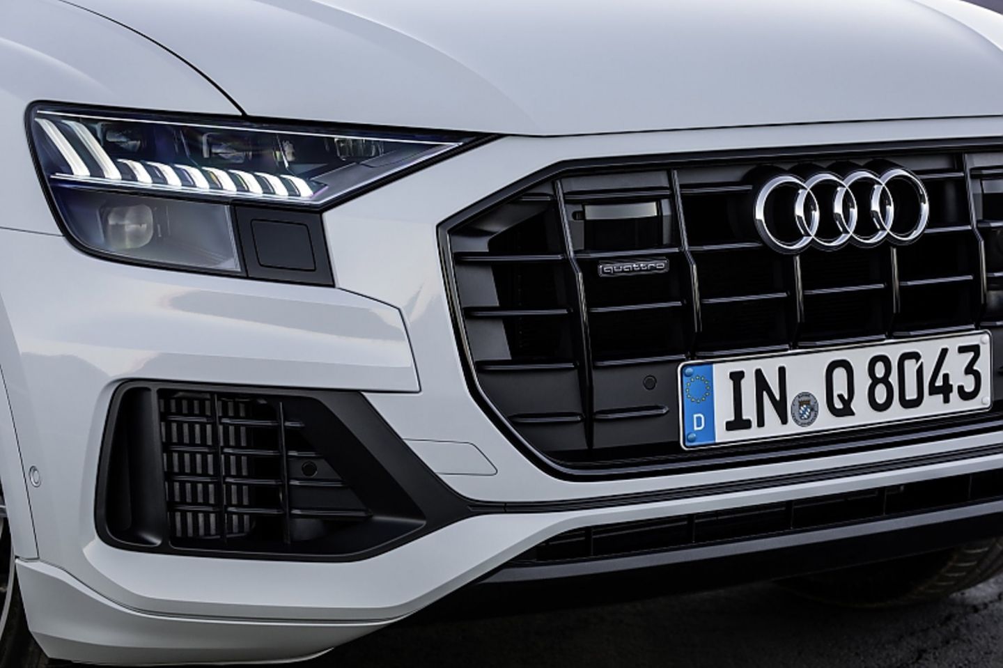 Audi Q8 55 TFSI Quattro - LED-Licht ist Serie