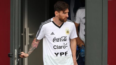 Lionel Messi geht zum Training