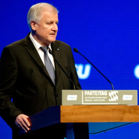 Horst Seehofer (CSU) und Angela Merkel (CDU)