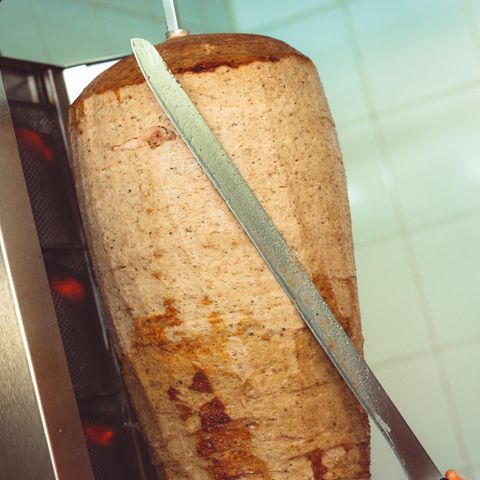 Hackspieß nach Döner Art – davon sollten Sie die Finger lassen