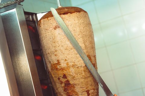 Hackspieß nach Döner Art – davon sollten Sie die Finger lassen