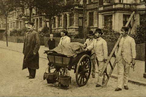 Eine Desinfektionskolonne in Hamburg 1892.