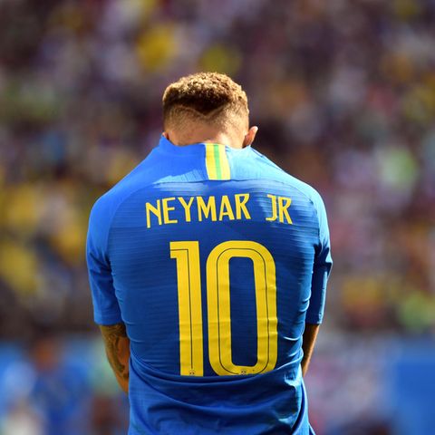 Neymar weint