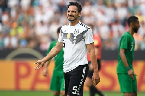 Mats Hummels schaut kritisch
