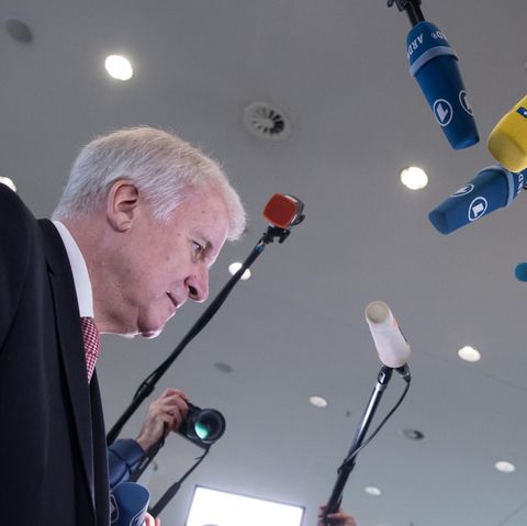 "Die meisten Fake News werden in Deutschland produziert": Horst Seehofer zählt Medien an