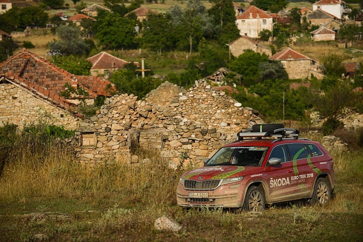 Verlassenes Dorf auf dem Skoda Euro Trek 2018