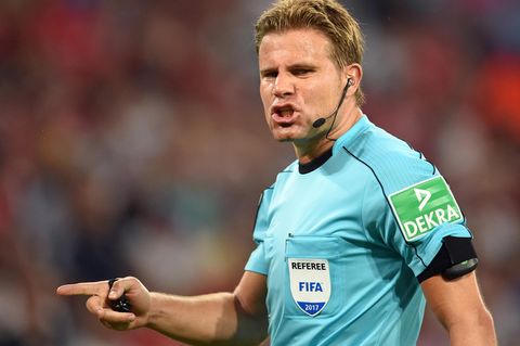 Sieht sich massiver Kritik aus Serbien ausgesetzt: der deutsche Schiedsrichter Felix Brych