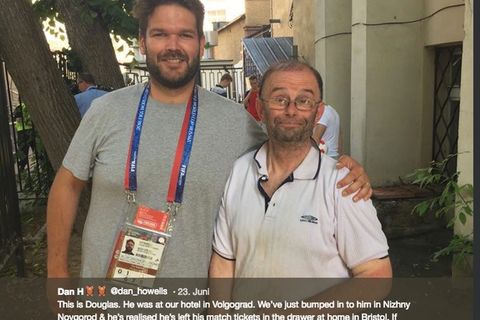 Fan Douglas Moreton und Journalist Dan Howells