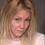 Im Februar dieses Jahres wurde Locklear festgenommen, nachdem sie zunächst ihren Freund Chris Heisser und schließlich die Einsatzkräfte attackiert hatte. Dabei soll sie den anwesenden Polizisten gedroht haben, diese zu erschießen, wenn sie sich jemals wieder in ihr Haus wagen würden. Daraufhin durchsuchten Beamte ihr Haus nach einer Schusswaffe, die Locklear 1985 erworben haben soll, konnten jedoch nichts finden.