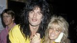 1986 heiratete Heather Locklear den Schlagzeuger Tommy Lee. Die Ehe wurde 1993 geschieden. Zwei Jahre später ehelichte Lee Schauspielerin Pamela Anderson, mit der er zwei Söhne bekam.