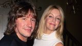 Nur ein Jahr nach ihrer Scheidung heiratete Heather Locklear erneut einen Musiker: 1994 ehelichte sie Richie Sambora, Gitarrist bei Jon Bon Jovi. Die Ehe wurde 2007 geschieden. Sambora soll seine Frau betrogen haben.