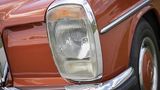 Der Mercedes La Pickup gehört zur legendären W115-Baureihe, dem Strich-Achter