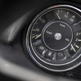 Mercedes La Pickup 220D (W115)