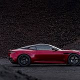 Der Aston Martin DBS Superleggera ist 4,71 Meter lang