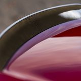 Die Aerodynamik generiert bei der Höchstgeschwindigkeit einen Anpressdruck von 180 Kilogramm