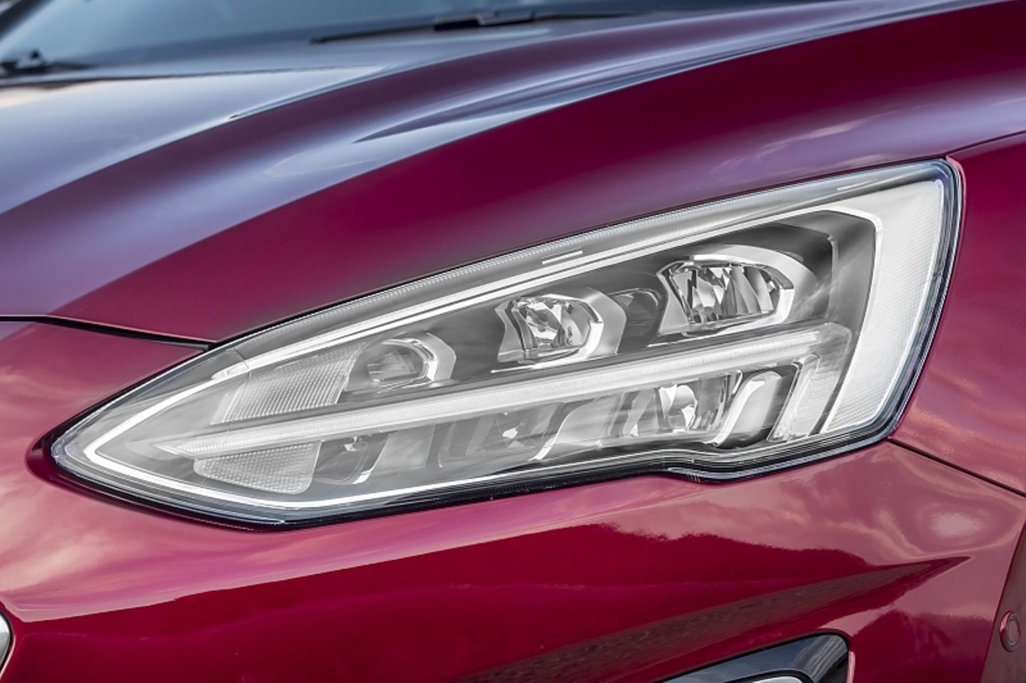 Ford Focus 1.5 Ecoboost Turnier - LED-Licht nur gegen Aufpreis