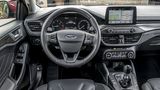 Das Cockpit des Ford Focus 1.5 Ecoboost Turnier