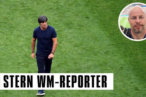 Bundestrainer Joachim Löw steht nach dem WM-Aus Deutschlands im Zentrum der Kritik