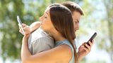Desinteresse beim "Distracted Boyfriend"-Paar