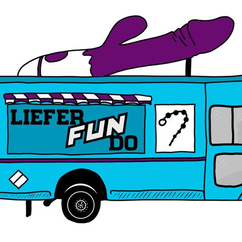 Ein Lieferwagen befördert auf dem Dach einen riesigen Dildo
