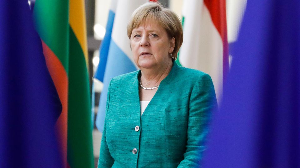 Angela Merkel - wird sie zurücktreten müssen wegen des Asylstreits?