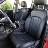 SsangYong Musso e-XDi 220 - mittelprächtige Sitze