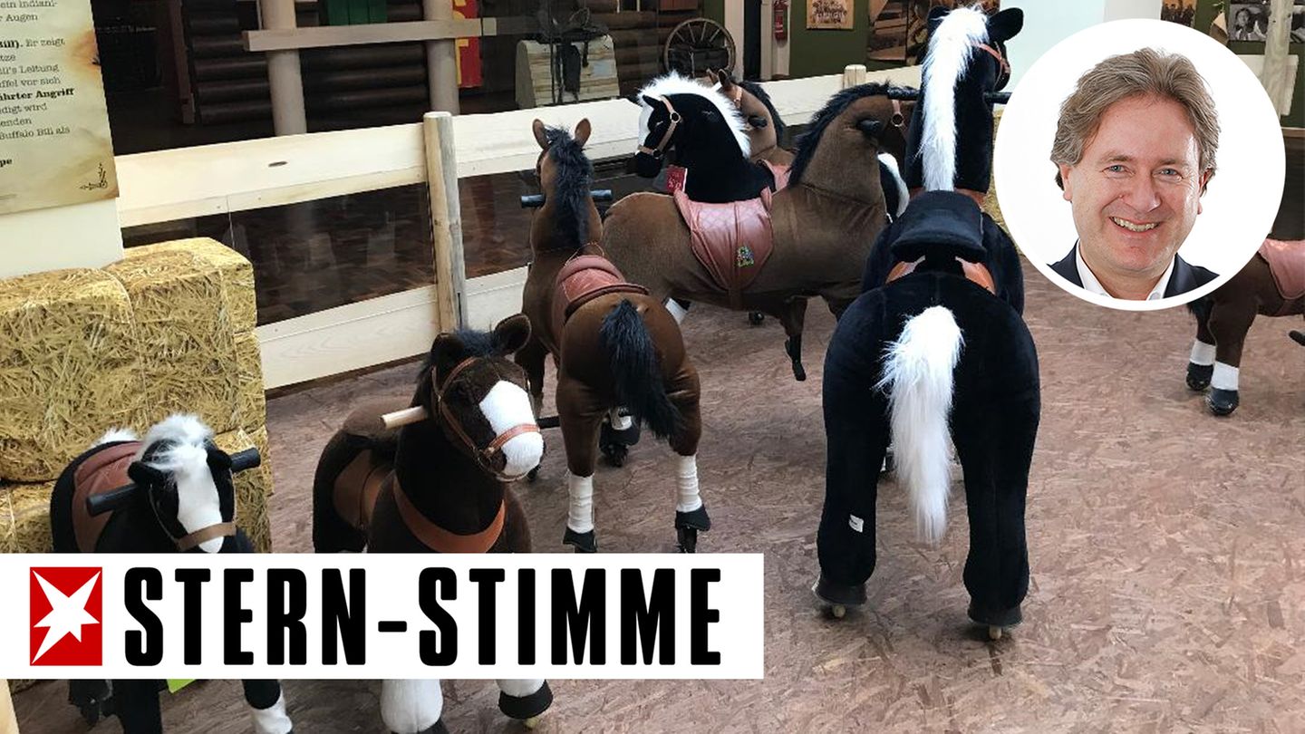 Im Dortmunder Wilden Westen gibt's Plüschponys zum Anfassen und Aufsitzen