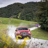 Auf Schotterstraßen geht mit der X-Klasse flott voran