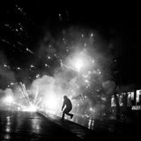 Der Widerstand lebt in Gazi. Das Viertel liegt am Stadtrand von Istanbul. Vor allem Linke und Kurden wohnen hier. Es ist ihr Refugium. Immer wieder liefern sie sich Straßenschlachten mit der Polizei