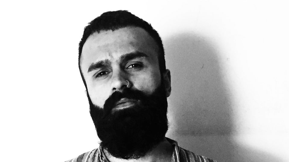 Çagdas Erdoğan, 26, wartet im Moment auf seinen nächsten Gerichtstermin. Seine Reportage über die Istanbuler Nacht nannte er "Control". Weil Präsident Erdoğan die Gesellschaft kontrollieren will – und es doch nicht ganz schafft