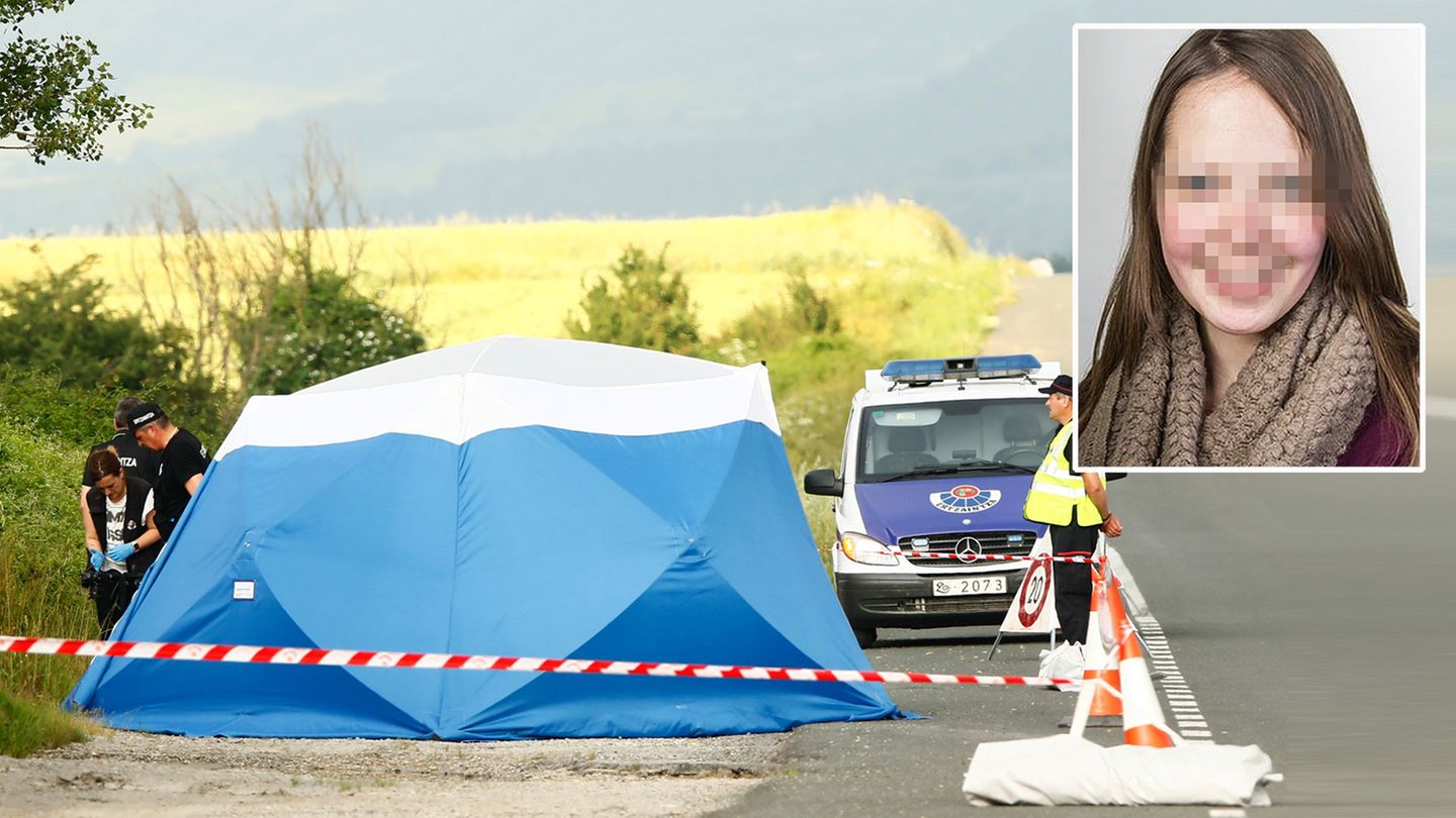 Polizisten am Fundort der Leiche von Sophia L., die seit zwei Wochen als vermisst galt