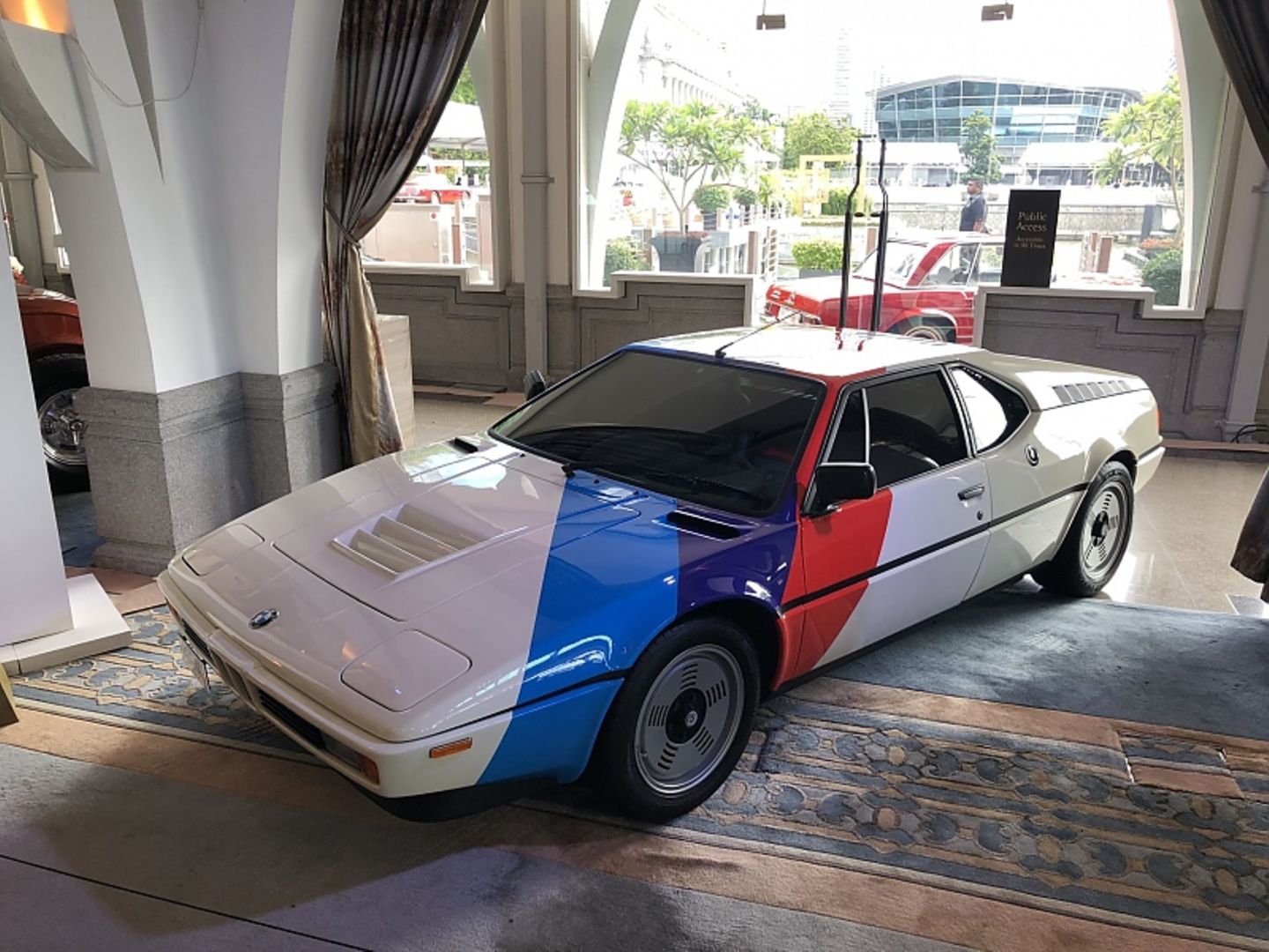 BMW M1
