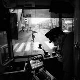 Kategorie Stadt, 1. Platz: Diese Momentaufnahme war für die Jury die beste in der Städte-Kategorie. "Dies ist ein Blick auf die Hauptstraße in Nagasaki von einer alter Straßenbahn an einem regnerischen Tag", sagt der Fotograf.