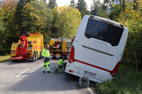 Verkehrssicherheit: Was ist der sicherste Platz im Reisebus?