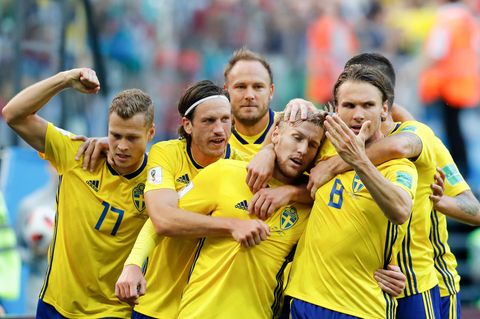 Dank eines abgefälschten Schusses von Emil Forsberg (wir kräftig geherzt) gewinnt Schweden mit 1:0 gegen die Schweiz