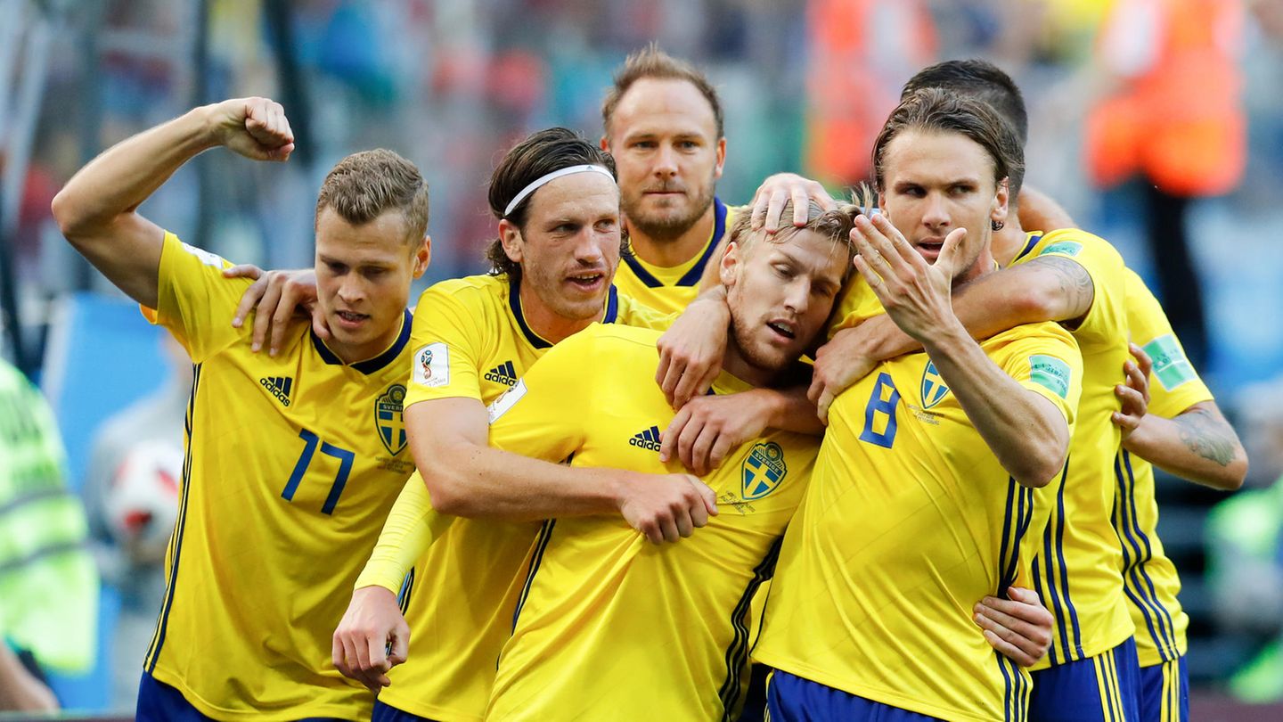 Dank eines abgefälschten Schusses von Emil Forsberg (wir kräftig geherzt) gewinnt Schweden mit 1:0 gegen die Schweiz