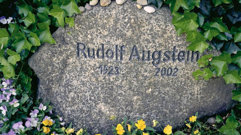 Das Grab von Rudolf Augstein in Keitum (Sylt)