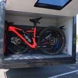 Die Ursprungsidee lautete: Wie kann man teure Räder geschützt transportieren?