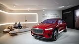 Das Konzeptauto Maybach Ultimate Luxury zeigt schon wichtige Elemente der Formensprache, wie den Chrom-Kühlergrill