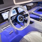 Edles Cockpit beim Maybach Ultimate Luxury