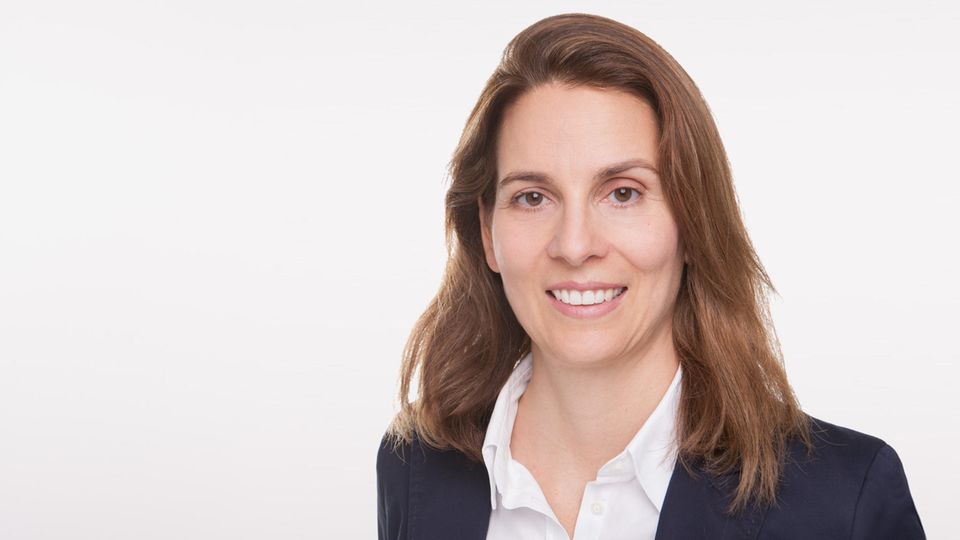 Sinnvolle Kapitalanlage: Stephanie Petrick arbeitete beim Sozialunternehmernetzwerk Ashoka und beim „Impact Investing Pionier Impact in Motion“ bevor sie ihre eigene Abteilung bei Phineo aufbaute. Stephanie Petrick arbeitete beim Sozialunternehmernetzwerk Ashoka und beim „Impact Investing Pionier Impact in Motion“ bevor sie ihre eigene Abteilung bei Phineo aufbaute.