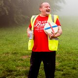 Dieser durchlebt alsdann eine dramatische Odyssee – mit vielen Höhen und Tiefen