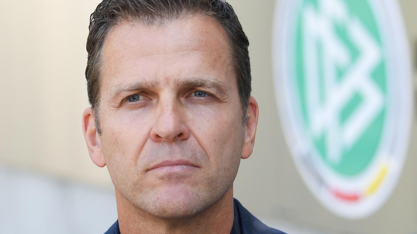 Oliver Bierhoff Özil