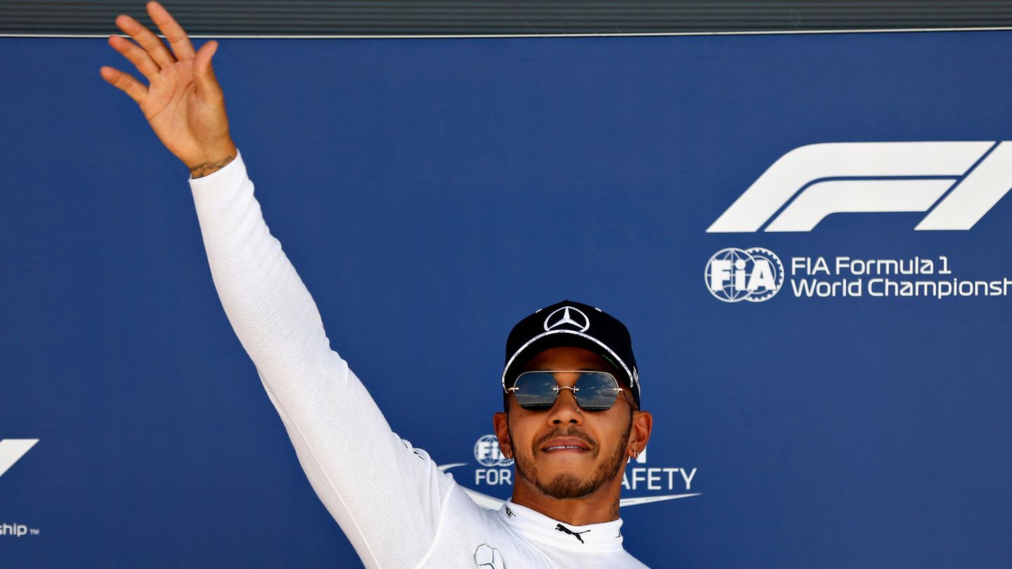 Lewis Hamilton in Silverstone