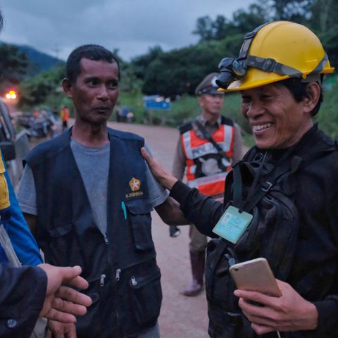 Höhlen-Drama in Thailand: Erste Jungen gerettet, weitere auf dem Weg