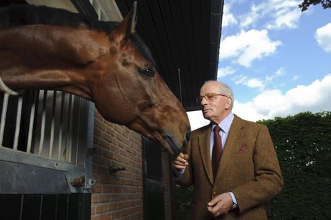 Hans Günter Winkler 2009 mit seinem Hengst Cellini